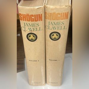 Shōgun: A Novel of Japan vintage books 1&2